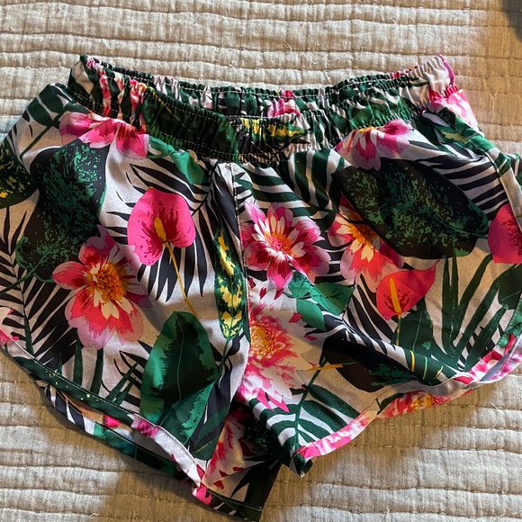 Lot of 2 Running Shorts Old Navy New Balance - Picture 2 of 9